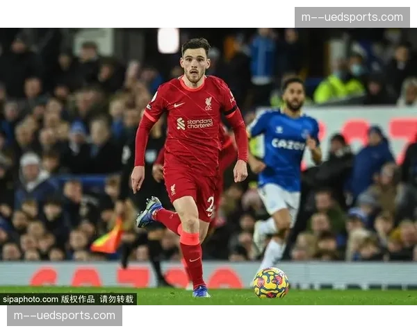 利物浦反击效率提升分析：琼斯分球罗伯逊低射的转换时机选择